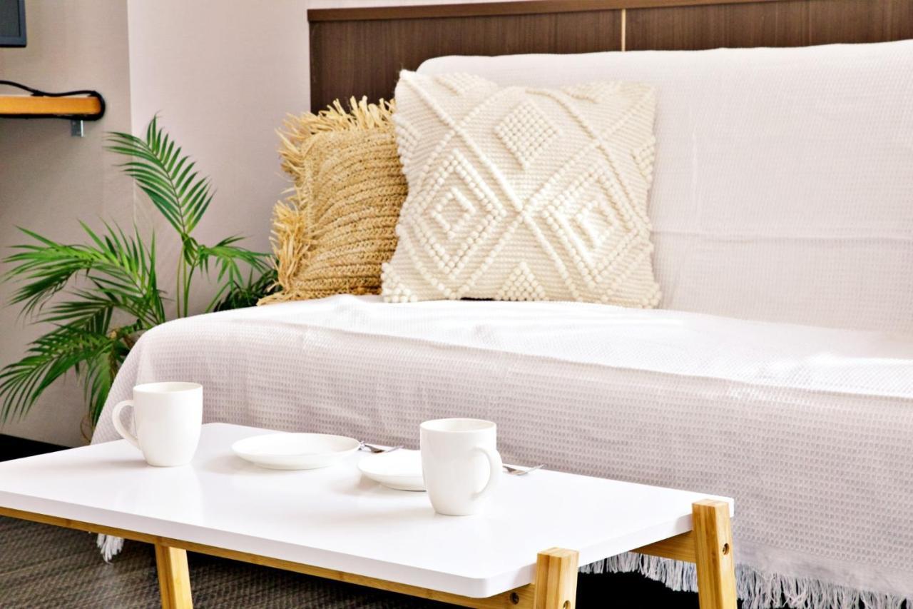 Tommy Condominium Wakasa 502 Naha Exterior photo